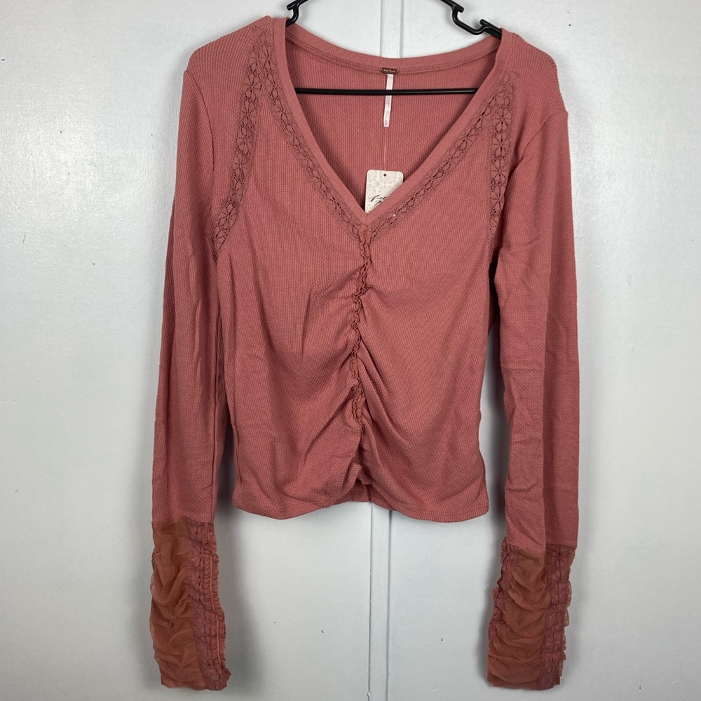 Free People Top-Rose Smoke Color.